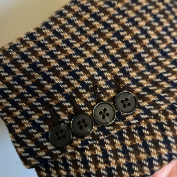 Old Navy 2X Brown, Navy, Tan & Cream Houndstooth Blazer - Picture 4 of 7